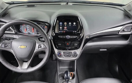 Chevrolet Spark III, 2022 год, 950 000 рублей, 6 фотография