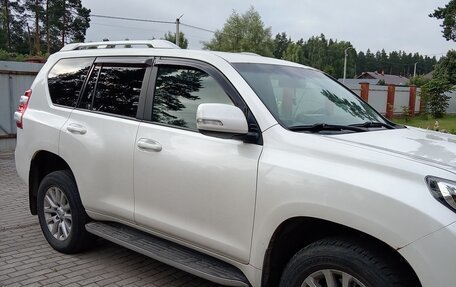 Toyota Land Cruiser Prado 150 рестайлинг 2, 2013 год, 2 500 000 рублей, 8 фотография