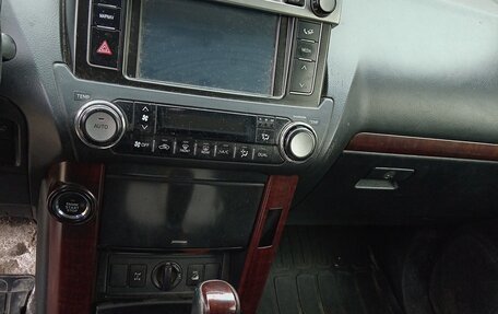 Toyota Land Cruiser Prado 150 рестайлинг 2, 2013 год, 2 500 000 рублей, 5 фотография