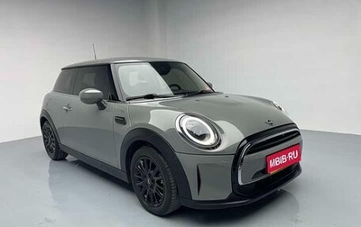 MINI Hatch, 2023 год, 1 807 000 рублей, 1 фотография