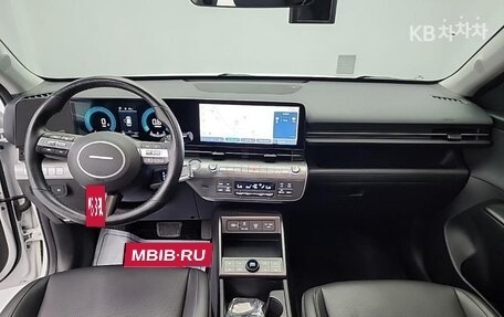 Hyundai Kona, 2023 год, 1 669 009 рублей, 10 фотография