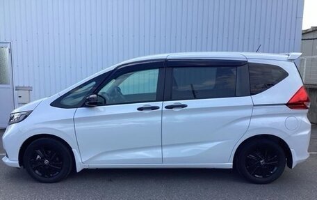 Honda Freed II, 2018 год, 1 076 000 рублей, 3 фотография