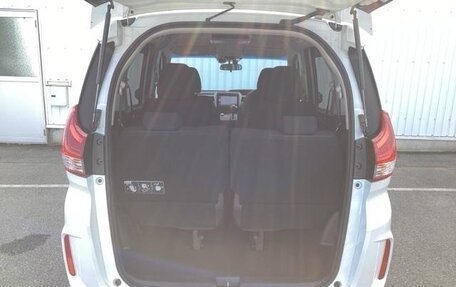 Honda Freed II, 2018 год, 1 076 000 рублей, 21 фотография
