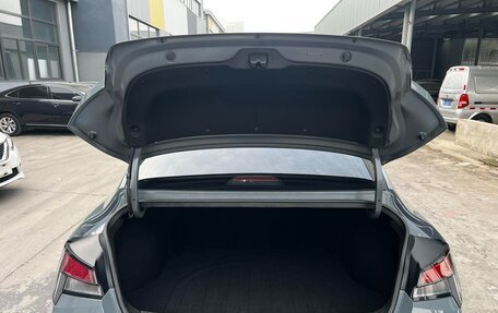 Hyundai Elantra, 2022 год, 1 188 000 рублей, 10 фотография