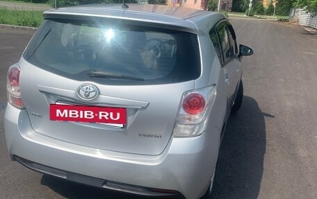 Toyota Verso I, 2013 год, 1 490 000 рублей, 13 фотография