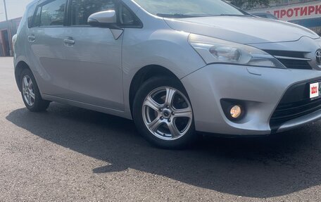 Toyota Verso I, 2013 год, 1 490 000 рублей, 18 фотография