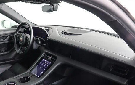 Porsche Taycan I, 2020 год, 7 800 000 рублей, 15 фотография