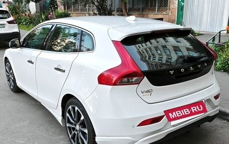 Volvo V40 II рестайлинг, 2014 год, 1 300 000 рублей, 13 фотография