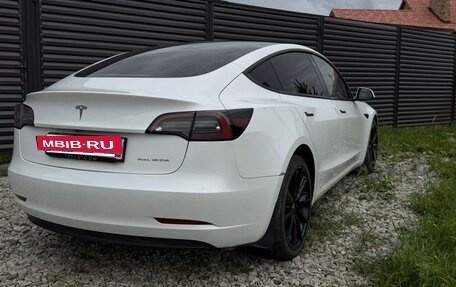 Tesla Model 3 I, 2021 год, 3 300 000 рублей, 2 фотография