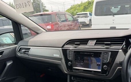 Volkswagen Touran III, 2016 год, 950 000 рублей, 12 фотография