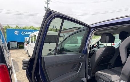 Volkswagen Touran III, 2016 год, 950 000 рублей, 13 фотография