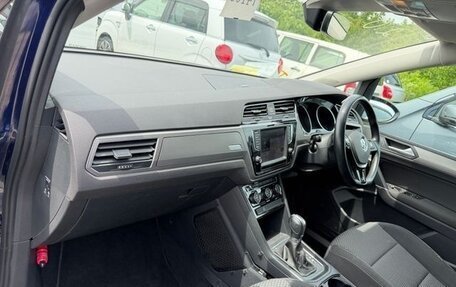 Volkswagen Touran III, 2016 год, 950 000 рублей, 11 фотография