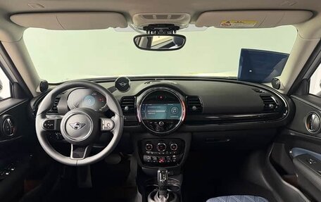 MINI Clubman, 2023 год, 2 583 000 рублей, 6 фотография