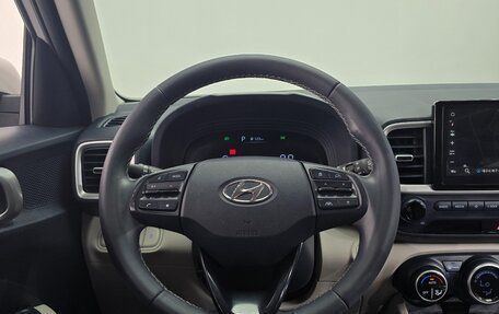 Hyundai Venue I, 2023 год, 1 640 000 рублей, 9 фотография