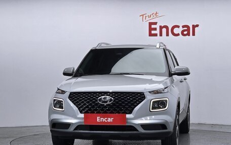 Hyundai Venue I, 2023 год, 1 640 000 рублей, 3 фотография