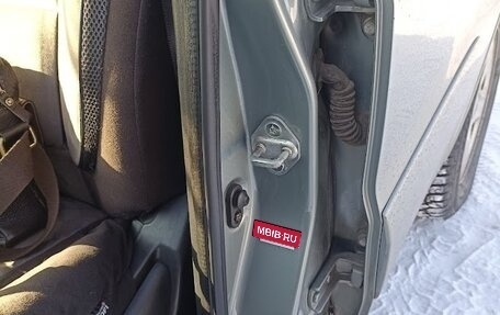 Toyota RAV4, 2004 год, 750 000 рублей, 5 фотография