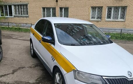 Skoda Rapid I, 2019 год, 1 050 000 рублей, 8 фотография