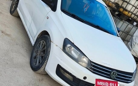 Volkswagen Polo VI (EU Market), 2016 год, 445 000 рублей, 2 фотография