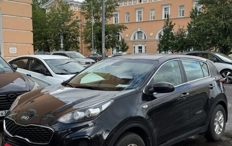KIA Sportage IV рестайлинг, 2019 год, 1 800 000 рублей, 1 фотография