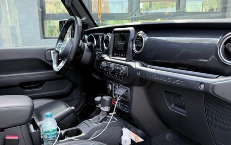 Jeep Wrangler, 2022 год, 12 000 000 рублей, 12 фотография