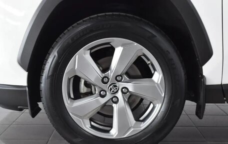 Toyota RAV4, 2022 год, 3 750 000 рублей, 6 фотография