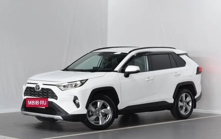 Toyota RAV4, 2022 год, 3 750 000 рублей, 3 фотография