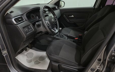 Renault Duster, 2022 год, 1 750 000 рублей, 9 фотография