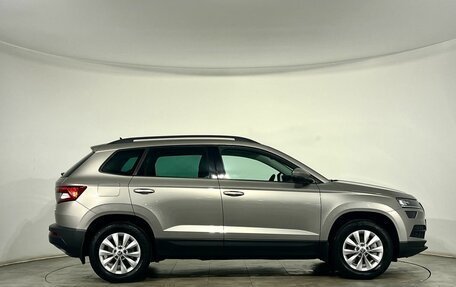 Skoda Karoq I, 2020 год, 2 700 000 рублей, 6 фотография