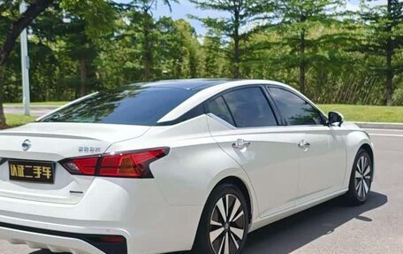 Nissan Altima VI (L34), 2022 год, 1 350 000 рублей, 5 фотография