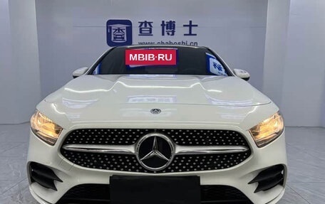 Mercedes-Benz A-Класс, 2022 год, 1 790 000 рублей, 2 фотография