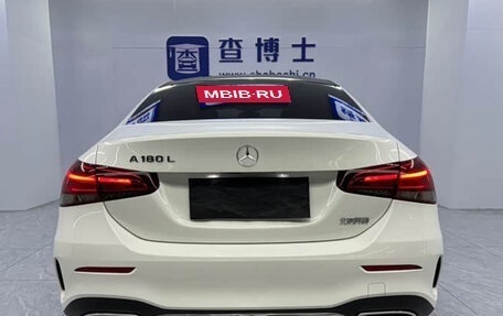 Mercedes-Benz A-Класс, 2022 год, 1 790 000 рублей, 12 фотография