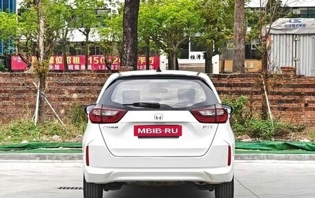 Honda Fit, 2023 год, 1 033 000 рублей, 6 фотография