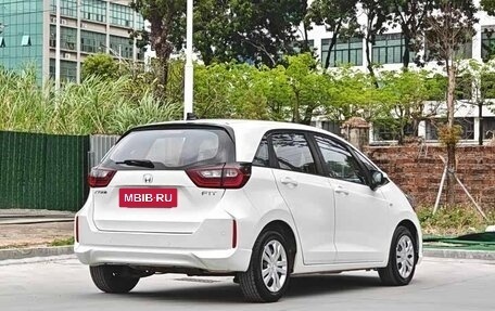 Honda Fit, 2023 год, 1 033 000 рублей, 5 фотография