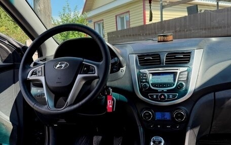 Hyundai Solaris II рестайлинг, 2013 год, 699 000 рублей, 12 фотография