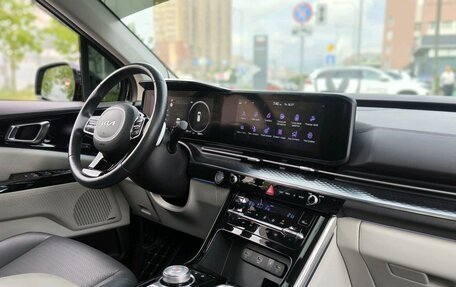 KIA Carnival, 2021 год, 4 700 000 рублей, 21 фотография