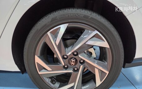 Hyundai Avante, 2024 год, 1 830 000 рублей, 25 фотография