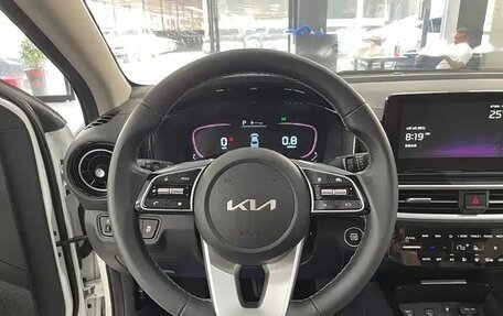 KIA K3, 2023 год, 1 550 000 рублей, 9 фотография