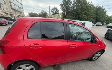 Toyota Yaris III рестайлинг, 2007 год, 370 000 рублей, 4 фотография