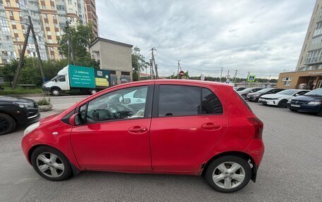 Toyota Yaris III рестайлинг, 2007 год, 370 000 рублей, 3 фотография