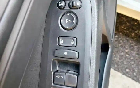 Honda Vezel, 2022 год, 1 404 004 рублей, 15 фотография