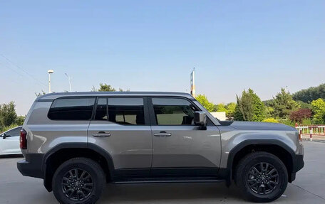 Toyota Land Cruiser Prado, 2025 год, 9 800 000 рублей, 4 фотография