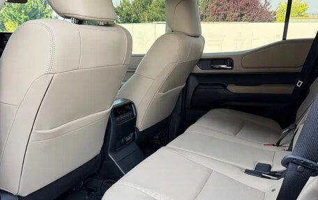 Toyota Land Cruiser Prado, 2025 год, 9 800 000 рублей, 11 фотография