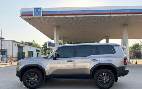 Toyota Land Cruiser Prado, 2025 год, 9 800 000 рублей, 5 фотография