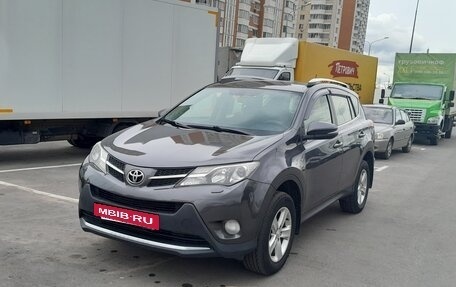 Toyota RAV4, 2014 год, 1 480 000 рублей, 2 фотография