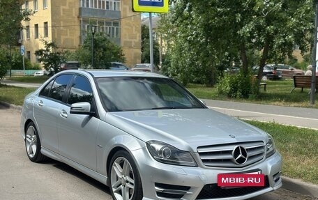Mercedes-Benz C-Класс, 2011 год, 1 250 000 рублей, 6 фотография