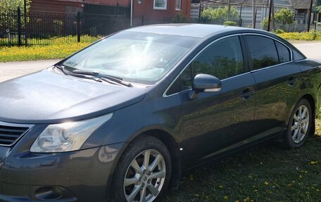 Toyota Avensis III рестайлинг, 2009 год, 1 300 000 рублей, 2 фотография