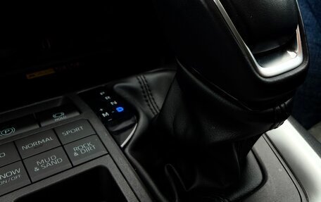 Toyota RAV4, 2024 год, 3 850 000 рублей, 8 фотография