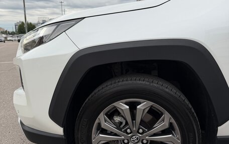 Toyota RAV4, 2024 год, 3 850 000 рублей, 13 фотография