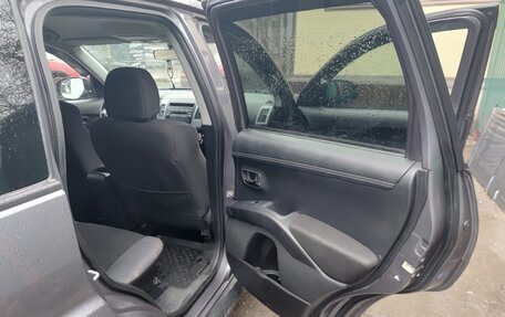 Mitsubishi Outlander III рестайлинг 3, 2009 год, 900 000 рублей, 14 фотография