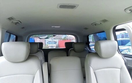 Hyundai Grand Starex Grand Starex I рестайлинг 2, 2018 год, 2 918 000 рублей, 11 фотография
